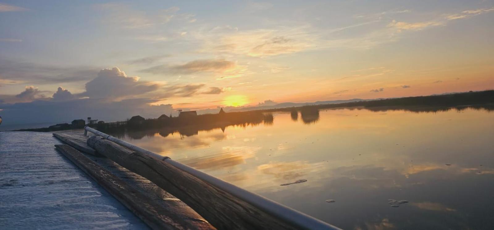 Vila Titicaca Uros Summa Paqari Exteriér fotografie